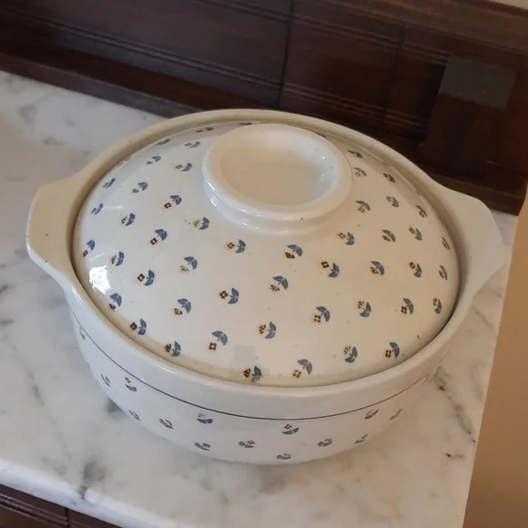 VTG Otagiri Japan Stoneware Covered Casserole Petite Rose - Picture 6 of 8